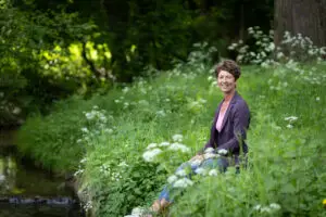 Was ist das morphische Feld? Erfahre verständlich, was das Lesen im morphischen Feld bedeutet, wie eine Sitzung abläuft und wie sie dir zu mehr Klarheit verhelfen kann.
