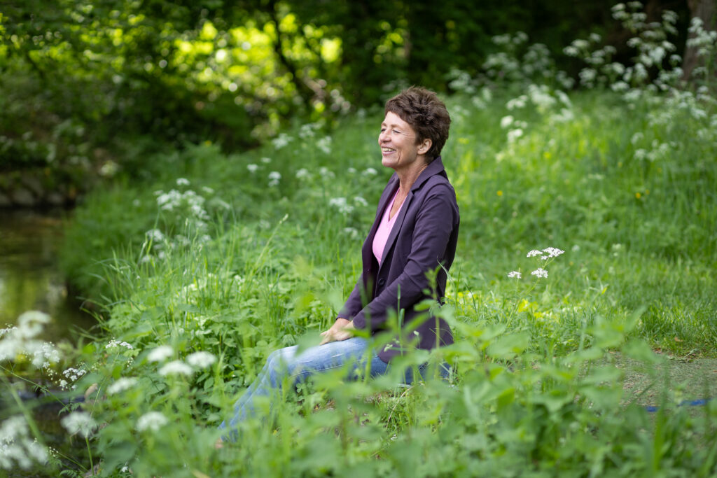 Anna Frei -Tierkommunikation und Lesen im morphischen Feld