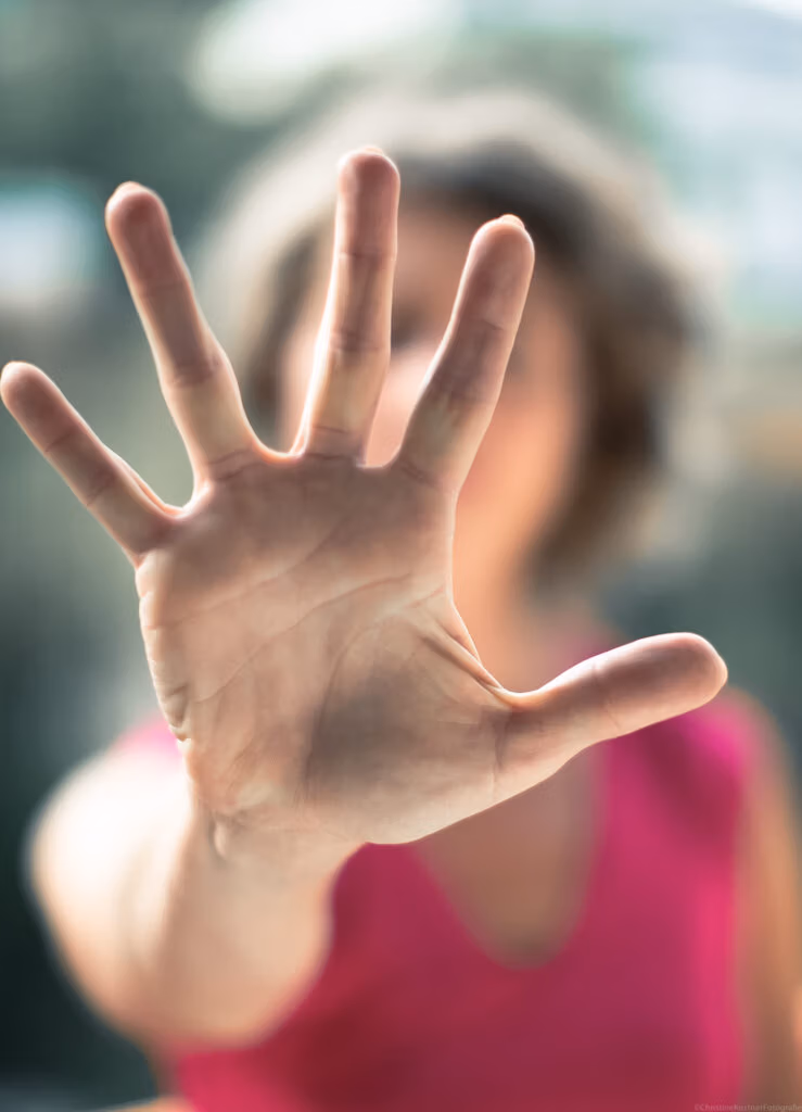 Die Lebenslüge einer Frau -Warum wir oft ein Leben leben, das gar nicht unseres ist_ Anna Frei